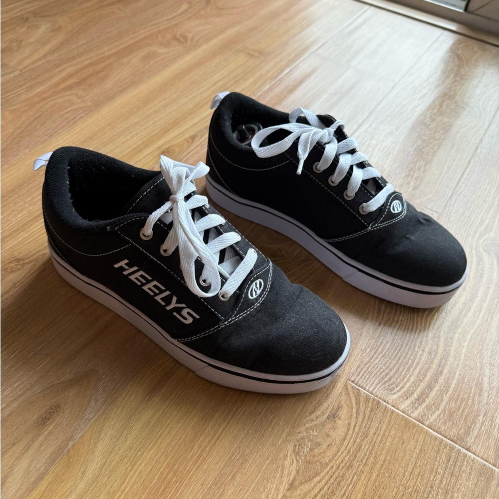 Heelys Black and White Skate Shoes